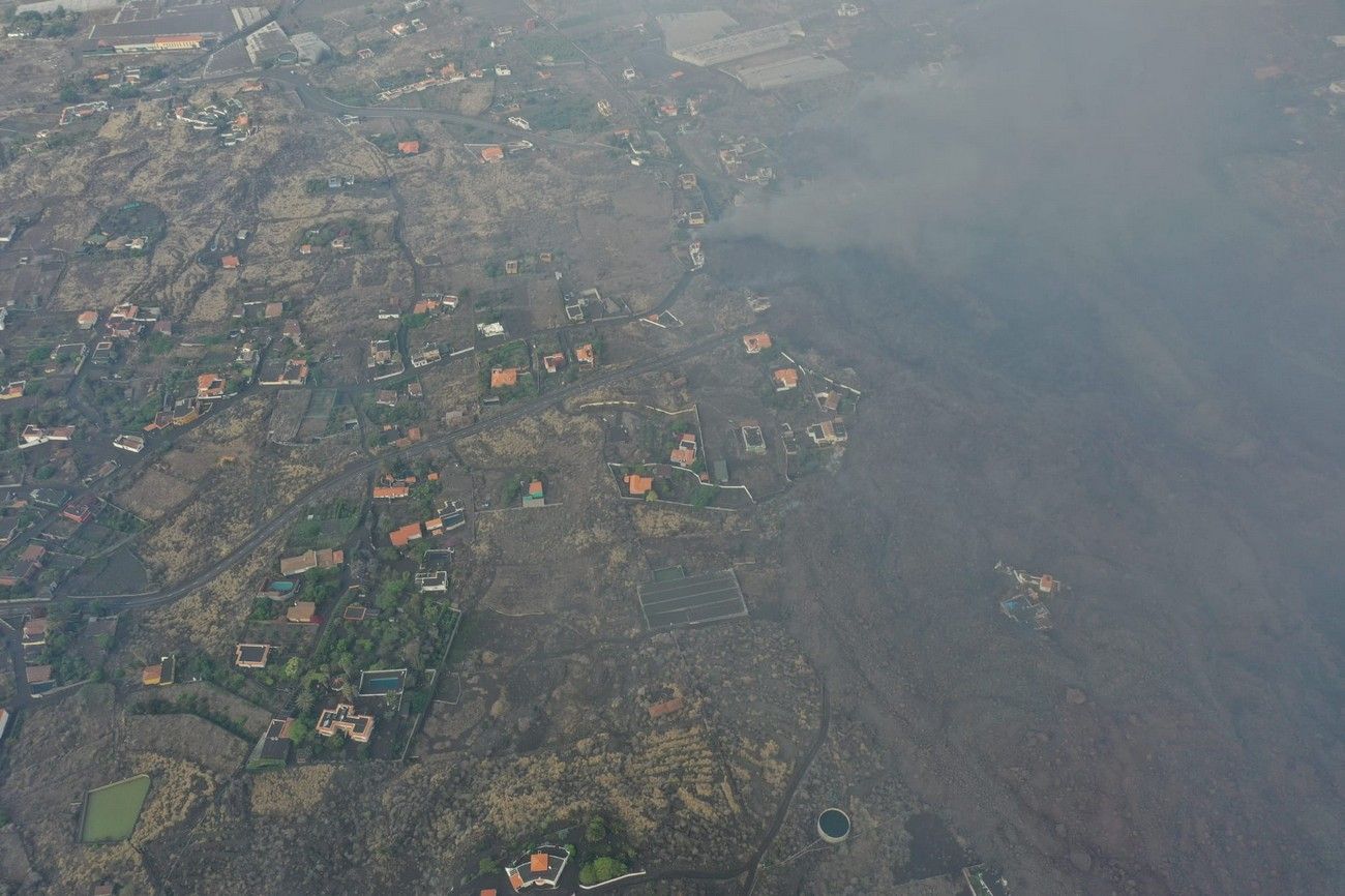 El avance de la lava del volcán de La Palma, a vista de pájaro en el décimo día de erupción