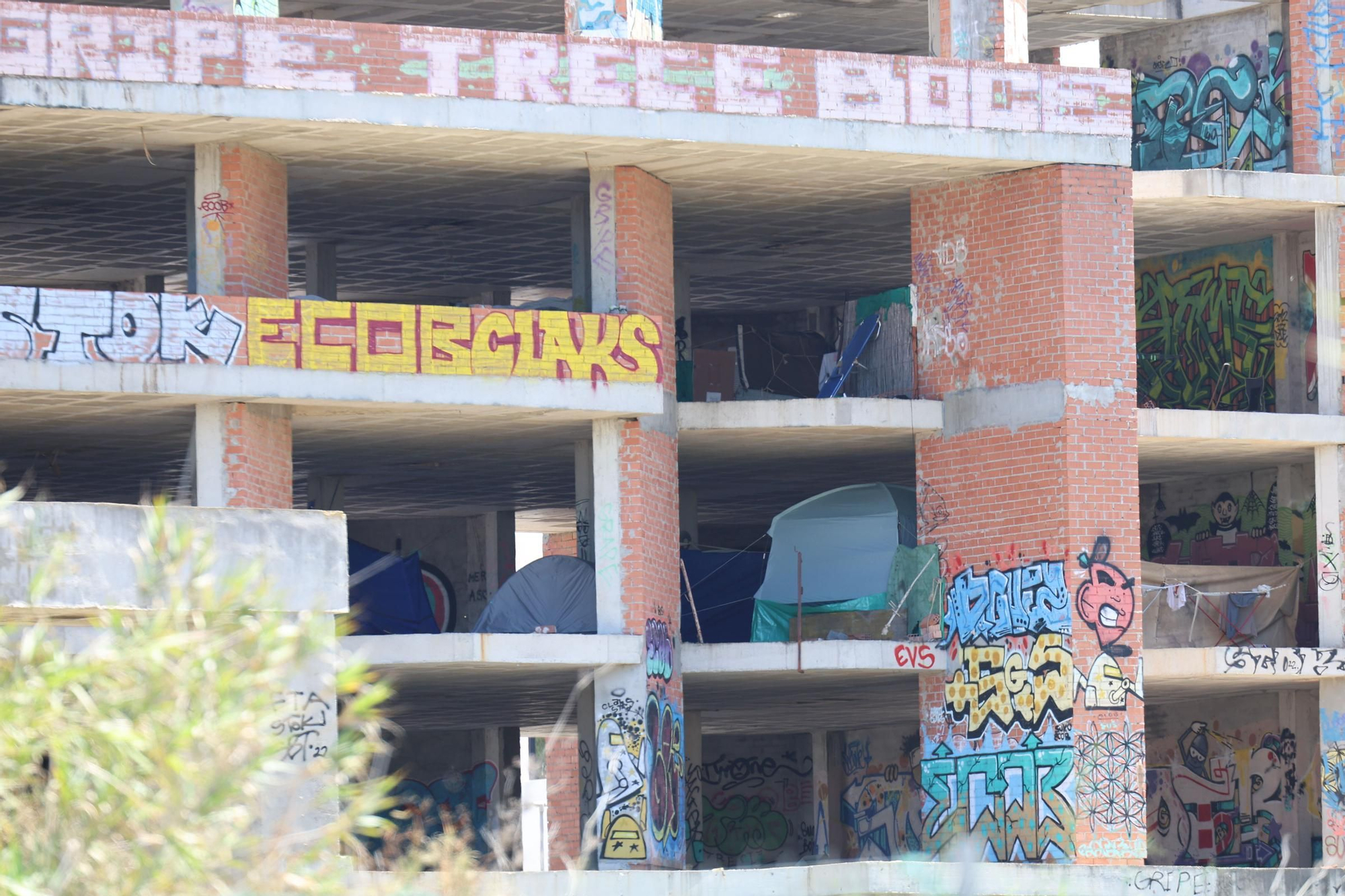 Sant Josep inicia el proceso para derribar la estructura de Punta Xinxó donde viven 87 personas