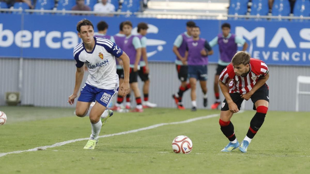Jokin Gabilondo, durante el partido ante el Bilbao Athletic.