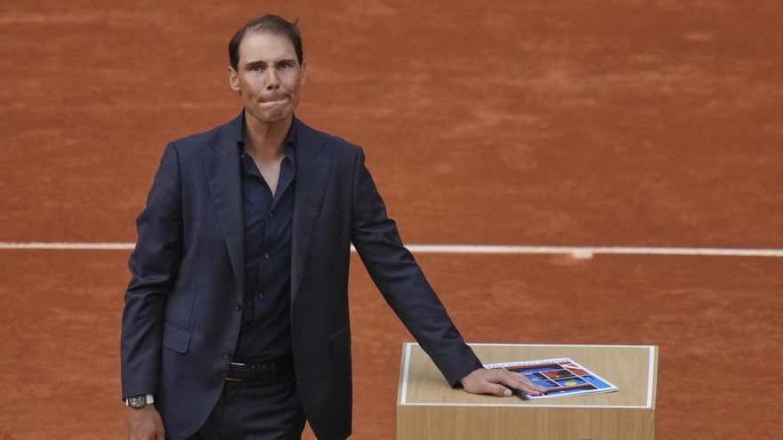 Emoción en Roland Garros: Nadal recibe el último homenaje