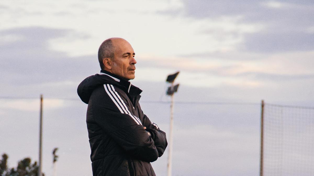 Estamos en una posición de debilidad y vulnerabilidad, hay que adaptarnos al fútbol del siglo XXI