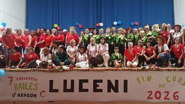 Aficionados del baile en línea de hasta ocho municipios  disfrutaron de la septima edición de esta jornada.  | SERVICIO ESPECIAL
