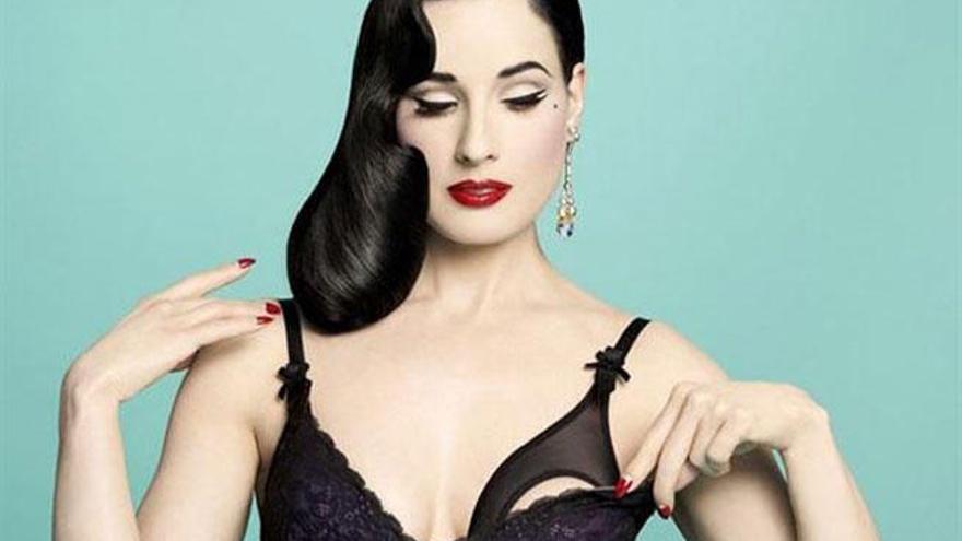 La bailarina de burlesque Dita Von Teese