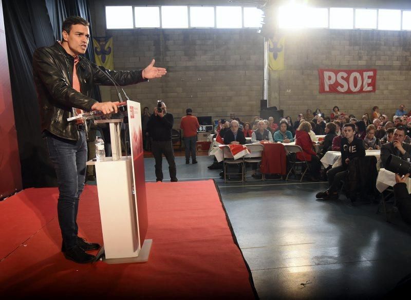 Pedro Sánchez celebra la Fiesta de la Rosa en Ayerbe