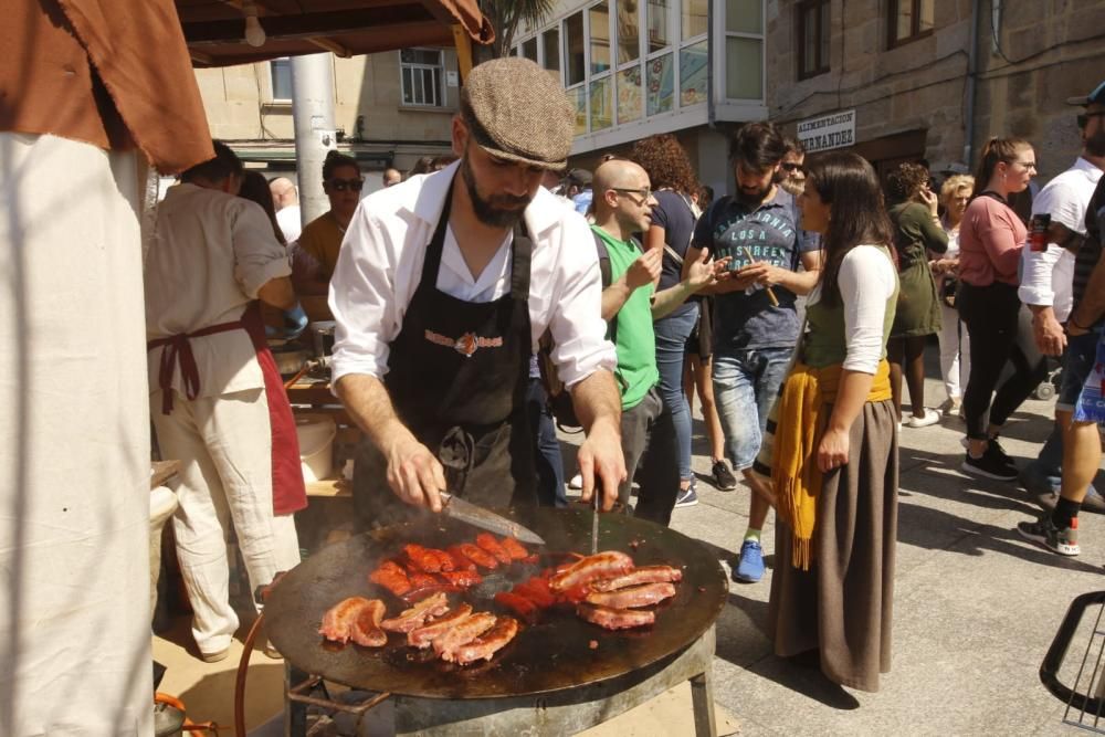 La Reconquista vive sus días grandes en Vigo con diferentes actividades para todos los públicos y con multitud de vigueses vestidos de época para celebrar la expulsión de los franceses en 1809.