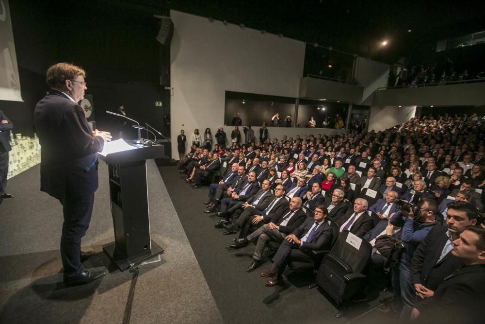 Un instante del acto en el Centro de Congresos