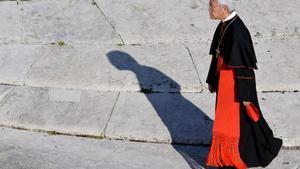 El Cardenal Joseph Zen Ze-kiun en el Vaticano.