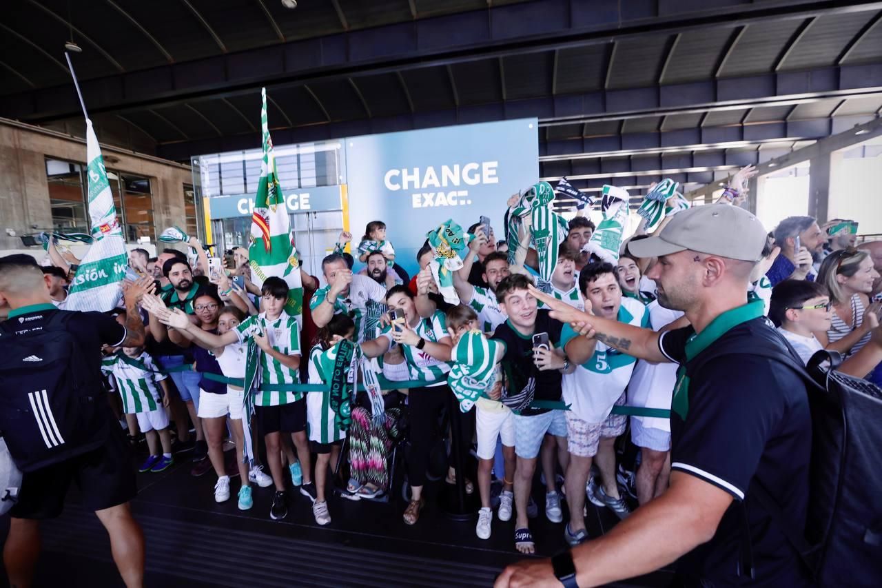 La despedida del equipo blanquiverde, en imágenes