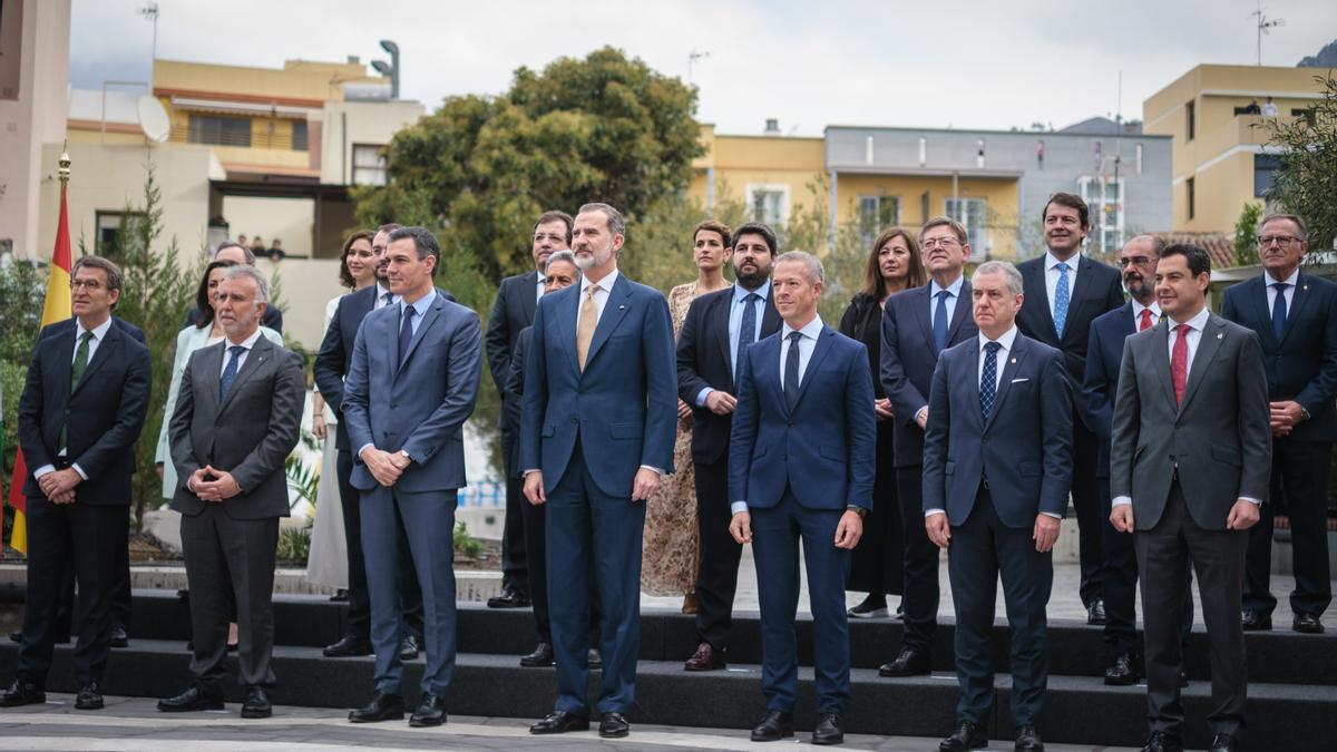 Foto de familia previa a la reunión de la Conferencia de Presidentes en La Palma