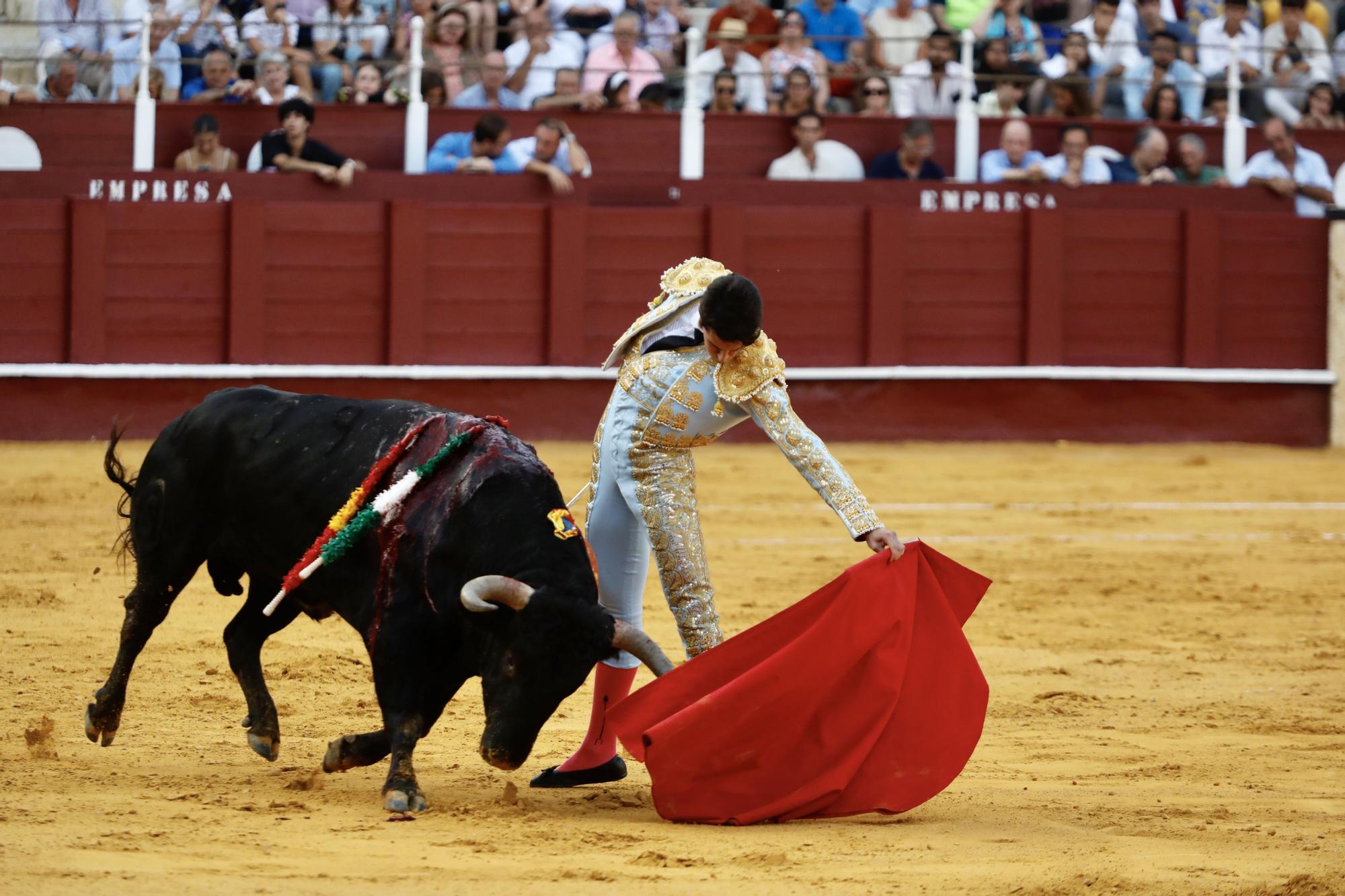 Fotos de la novillada que abre la feria taurina de Málaga