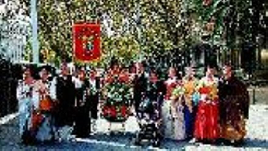 La Comarca en la ofrenda floral