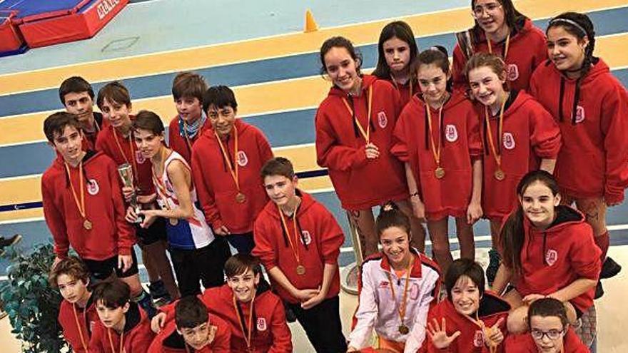 Les dues formacions de l&#039;Avinent CA Manresa, masculina i femenina, van aconseguir el títol català sub-14