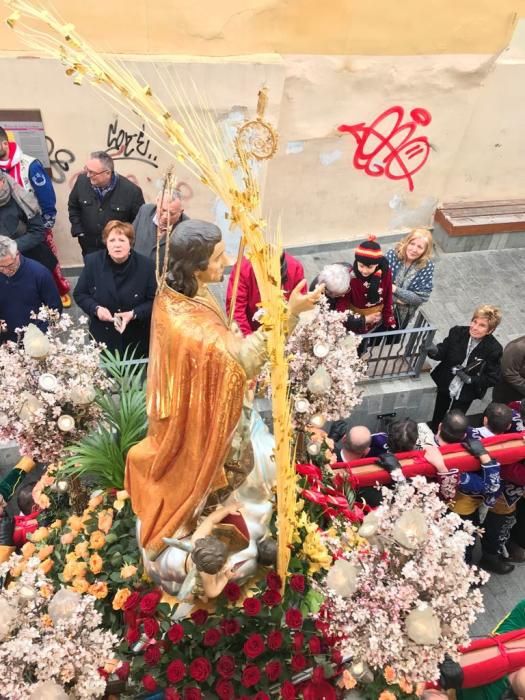 San Blas vuelve a su ermita en las fiestas de Moros y Cristianos de Sax