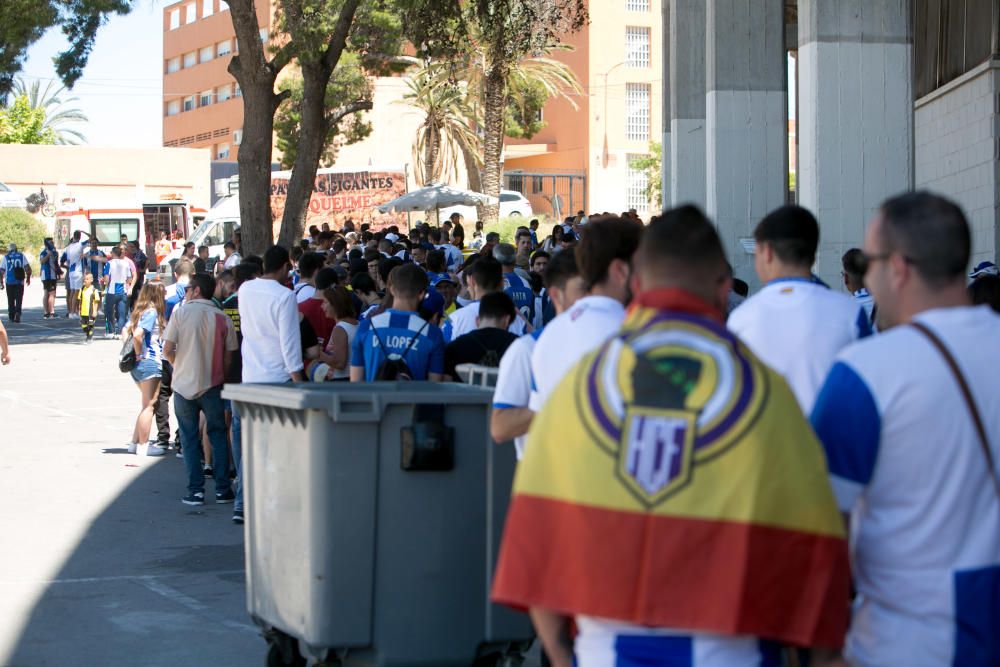 Las imágenes de la "fan zone" del Hércules antes de su llegada al estadio