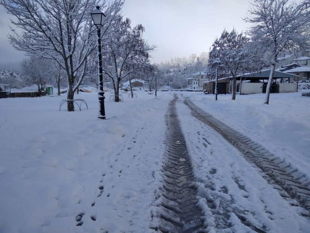 Porto, el pueblo zamorano nevado que parece un cuento de Navidad