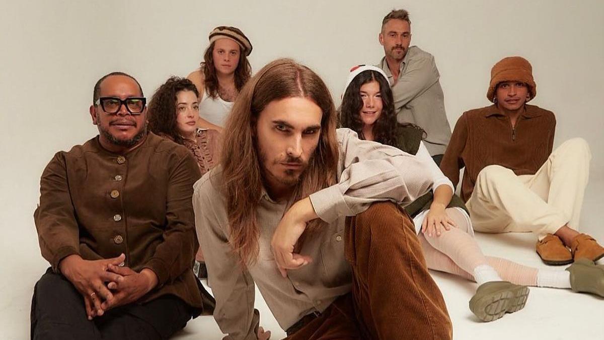Carlos Ares, con su banda.