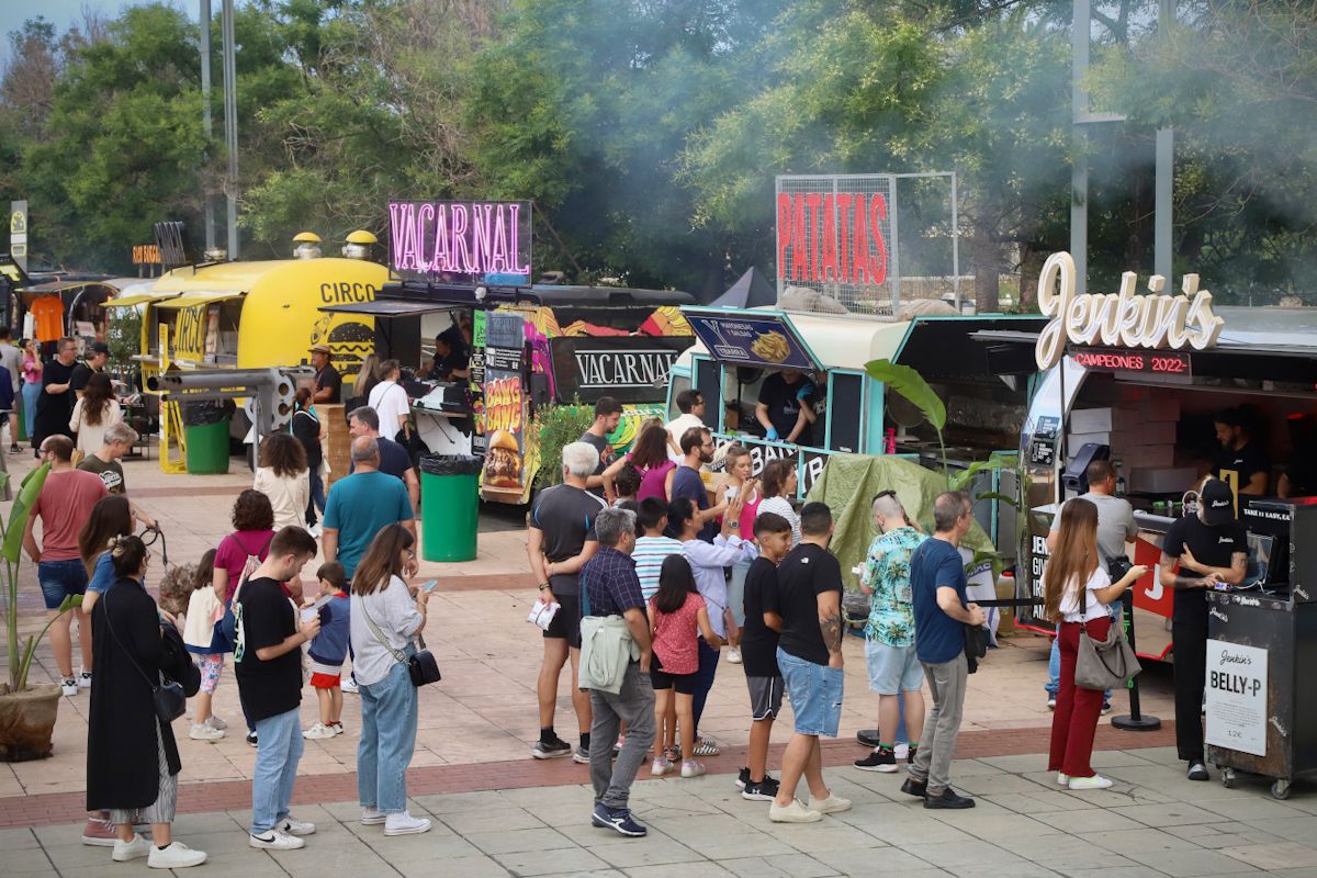 Los cordobeses llenan The Champions Burger