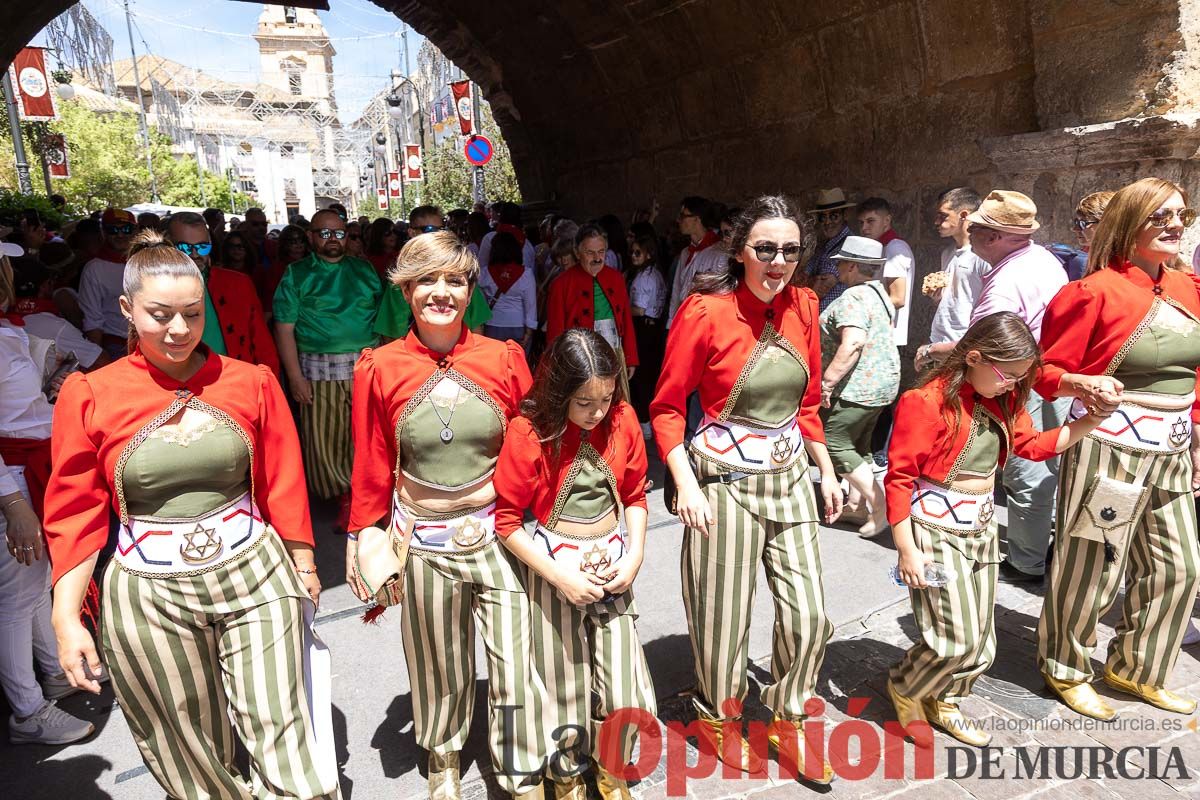 Moros y Cristianos en la mañana del dos de mayo en Caravaca