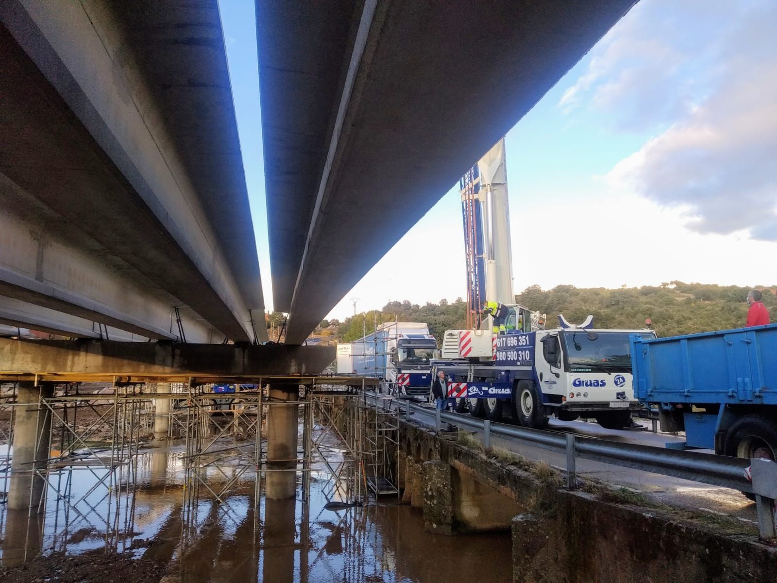 GALERÍA | Obras en el puente de Domez sobre el río Aliste