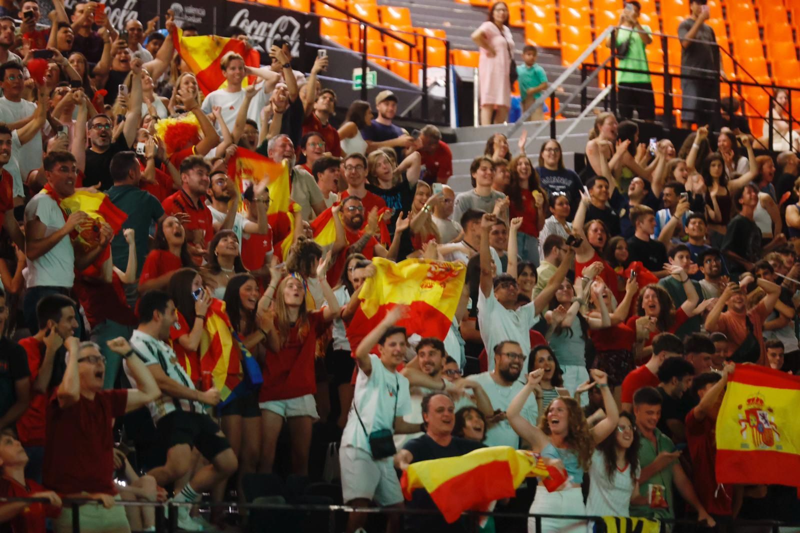 La Fonteta acoge con pantallas gigantes la semifinal de España en la Eurocopa