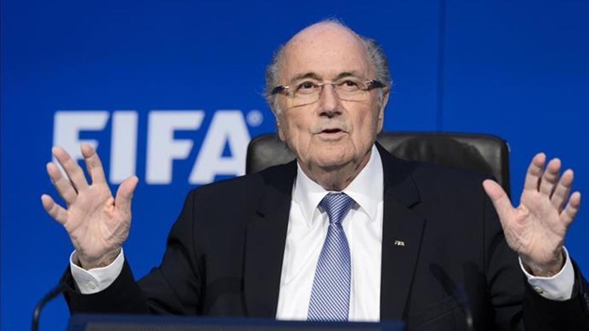 Blatter prosigue con su persecución contra el Barça