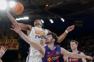 Los triples deciden el triunfo del Barça ante un combativo Girona (97-92)