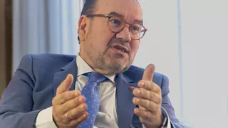 "Na Universidade de Santiago a polarización política afortunadamente non chegou"