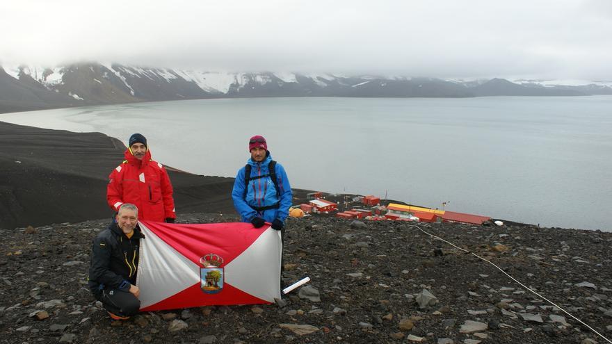 La octava expedición viguesa arribará a la Antártida a mediados de febrero