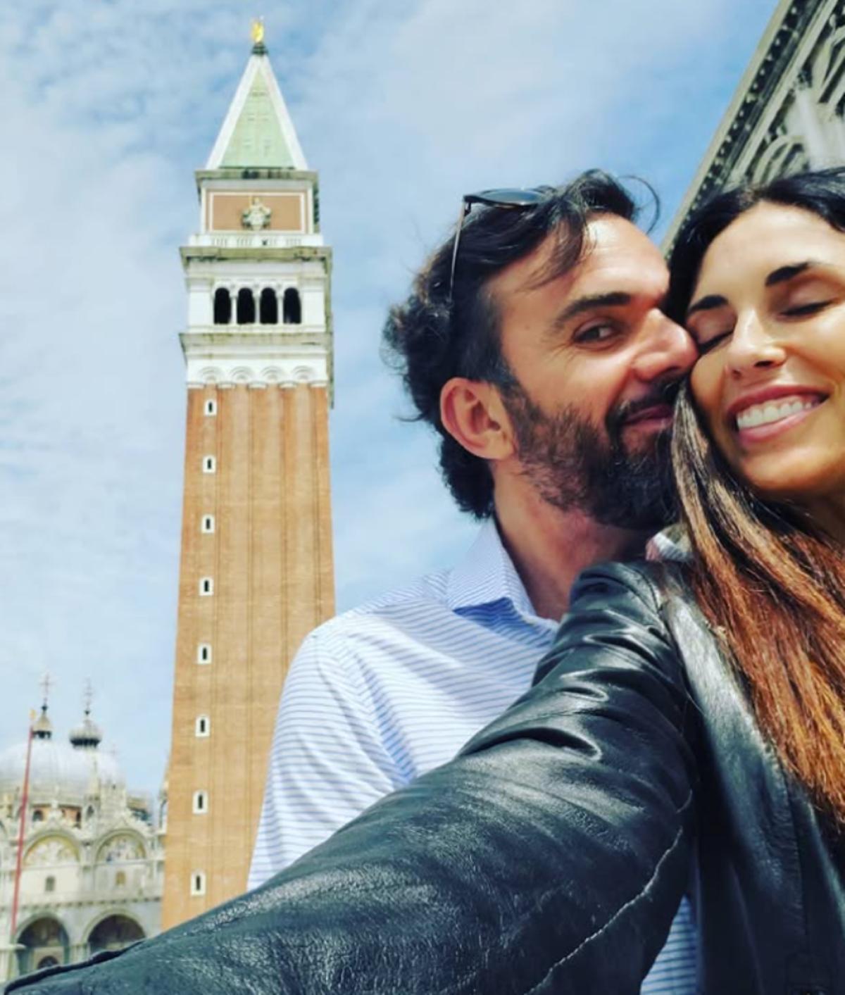 Isabel Rábago muy enamorada en Venezia