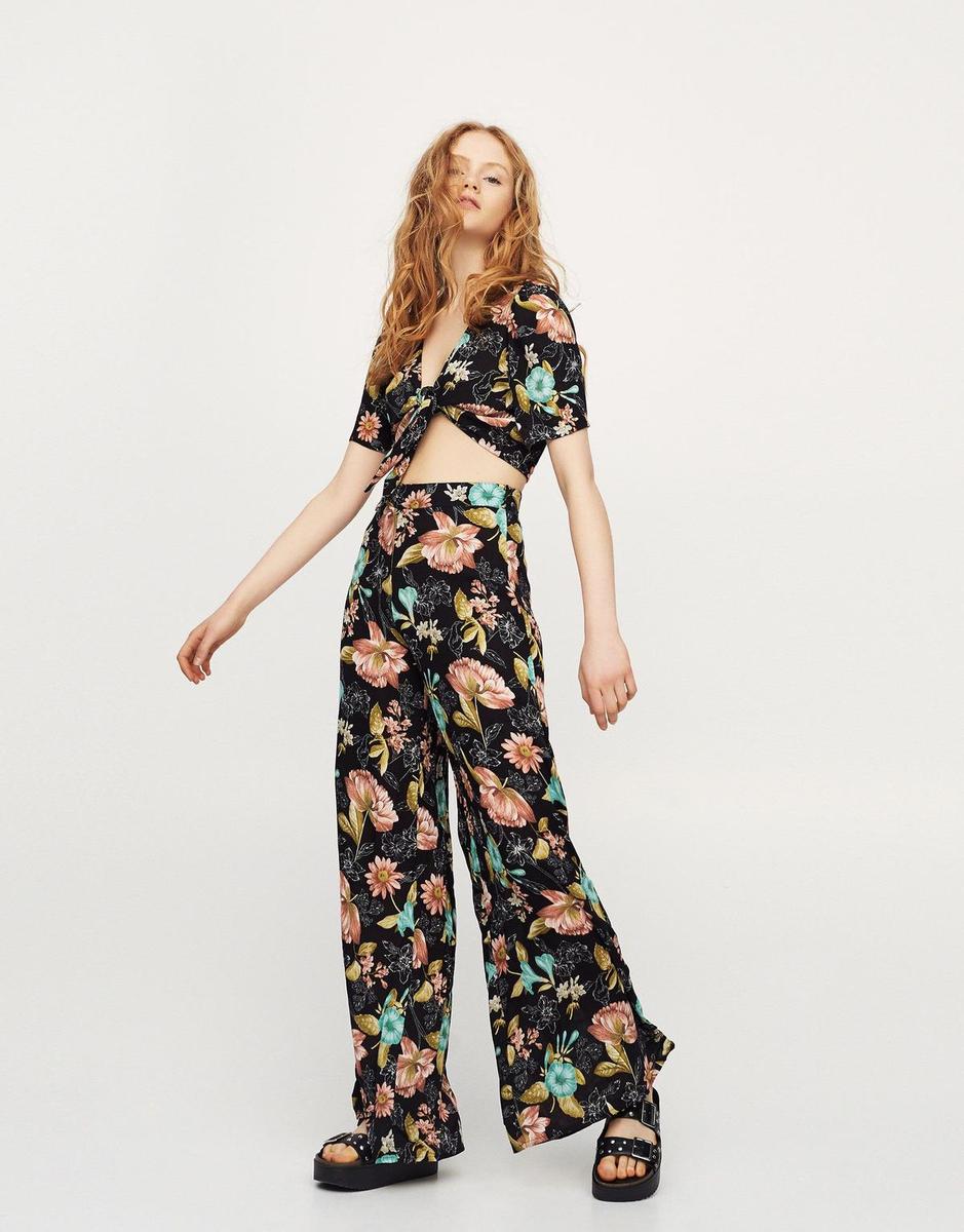 Rebajas Pull&amp;Bear: conjunto de flores