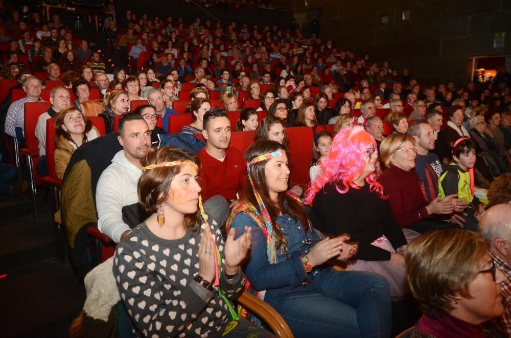 Entroido en Pontevedra 2016 | La sátira de actualidad conquista en el Pazo de Cultura