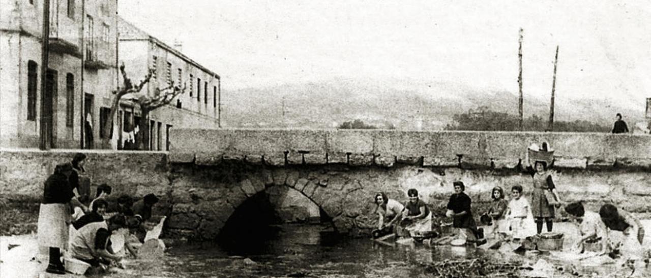 Imaxe antiga da Ponte do Forte, en Cangas. // Arquivo do autor