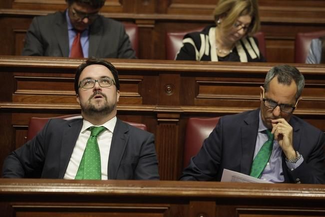 29/11/2016.Pleno del Parlamento de Canarias..Presupuestos