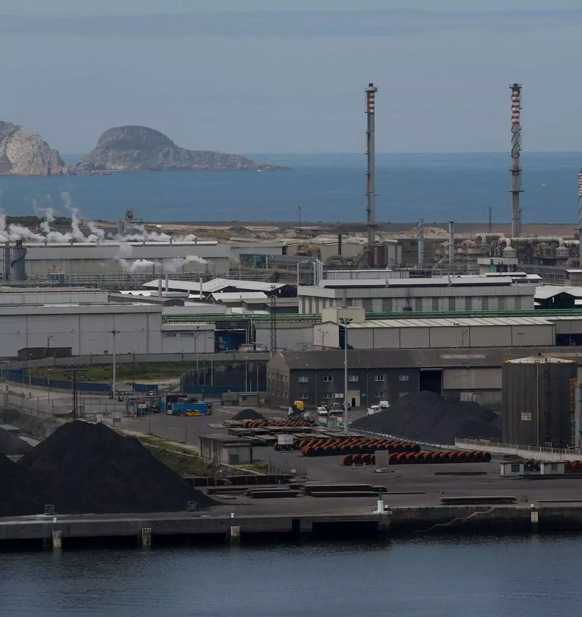 El crecimiento de la industria de la comarca de Avilés se decide fuera de Asturias