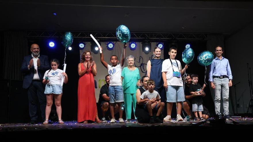 Amadiba reúne a más de mil personas en la clausura de sus escuelas de verano