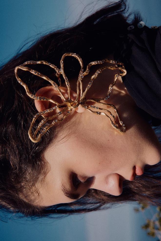 Ear cuff flor