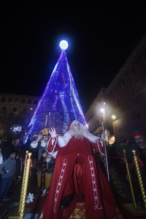 Así ha llegado Papa Noel a Murcia