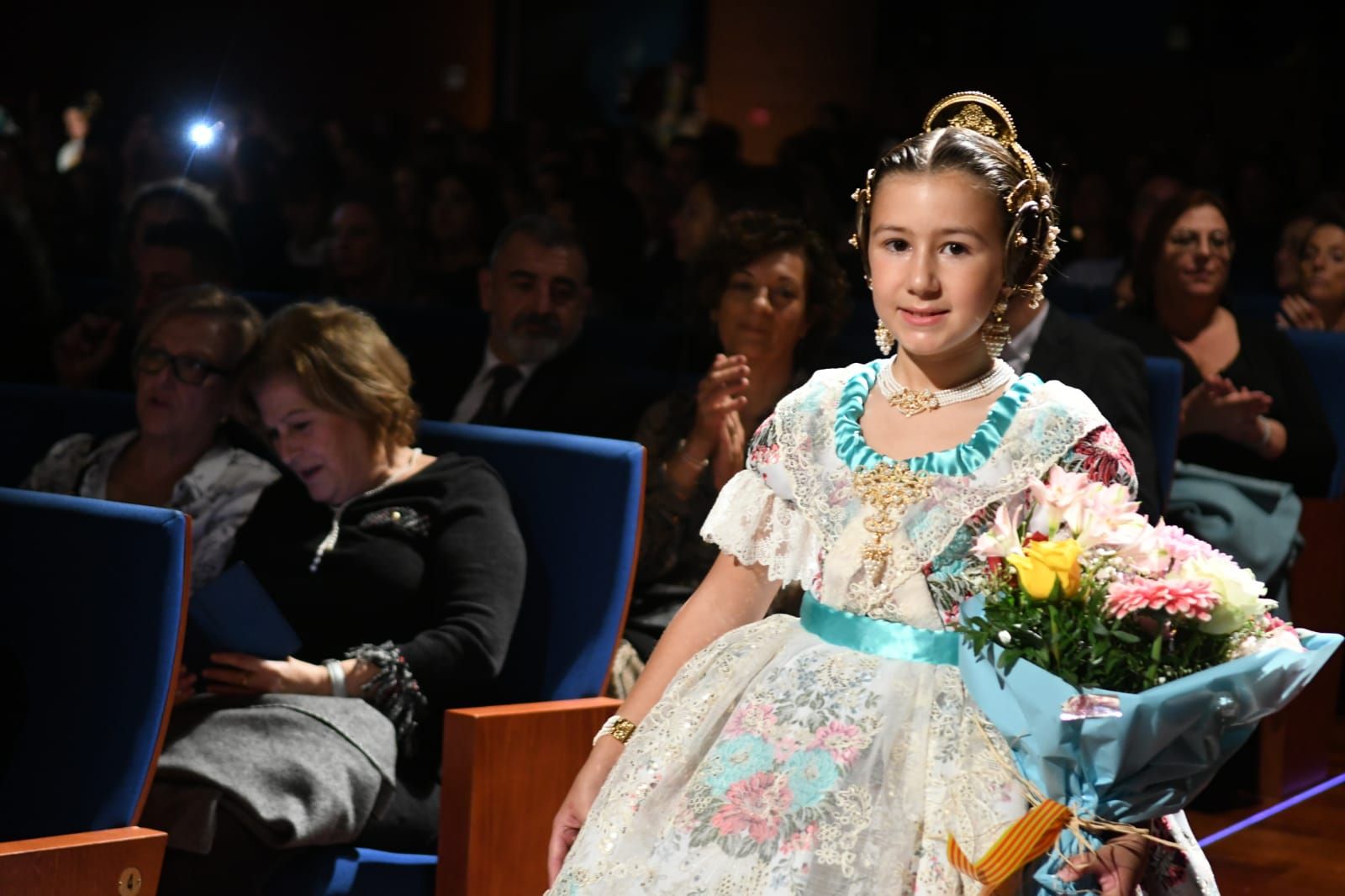 La exaltación de la reina fallera infantil de Burriana del 2023, en imágenes