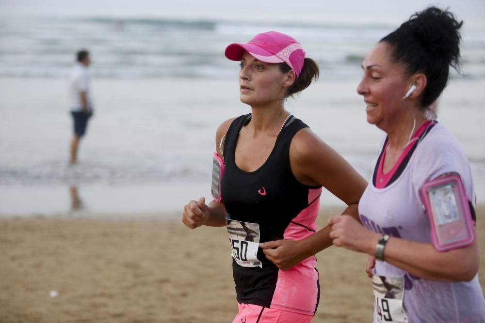 Carrera nocturna por la Playa de San Lorenzo