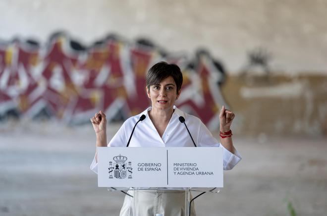 El Ministerio de Vivienda encarga a Tezanos preguntar por el alquiler, los pisos turísticos y los fondos de inversión