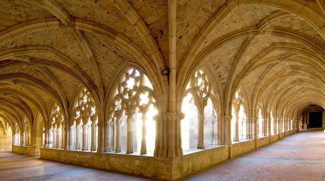 Cloister, Santa Maria de Iranzu, Abarzuza, Navarra, Spain