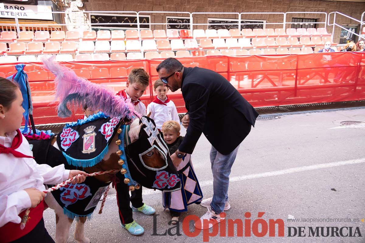 Desfile infantil en las Fiestas de Caravaca (Bando Caballos del Vino)