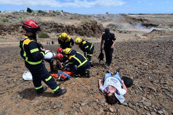 10/04/2019 SAN BARTOLOME DETIRAJANA. Simulacro accidente aéreo del Ejercito del Aire.  Fotógrafa: YAIZA SOCORRO.  | 10/04/2019 | Fotógrafo: Yaiza Socorro