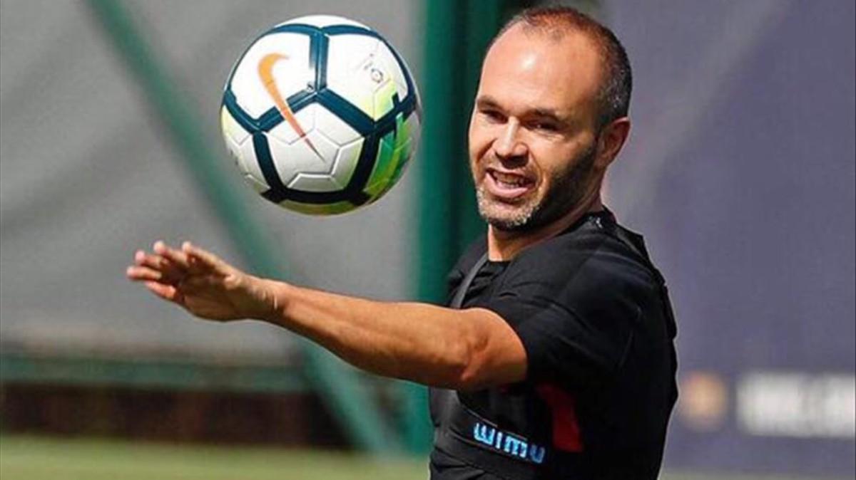 Los jugadores se entrenan y juegan con un dispositivo GPS