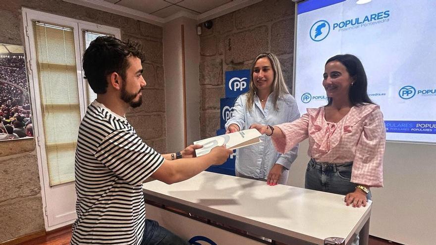 Raúl Santamaría, único candidato a presidir Novas Xeracións en Pontevedra