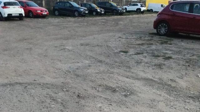 Pavimento de uno de los aparcamientos en Pazos Fontenla. | FDV