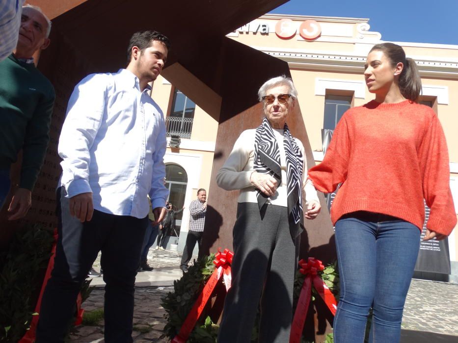 Homenaje a las víctimas del bombardeo franquista en Xàtiva