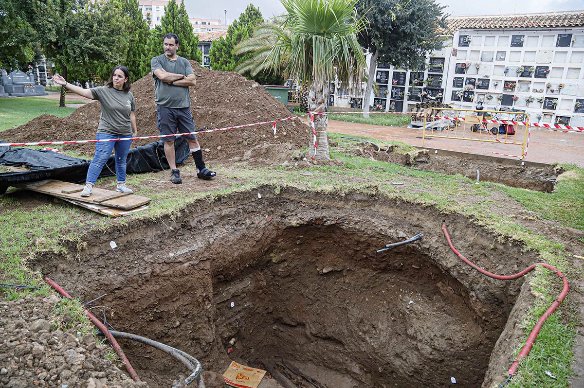 Exhumaciones de represaliados en el cementerio San Rafael