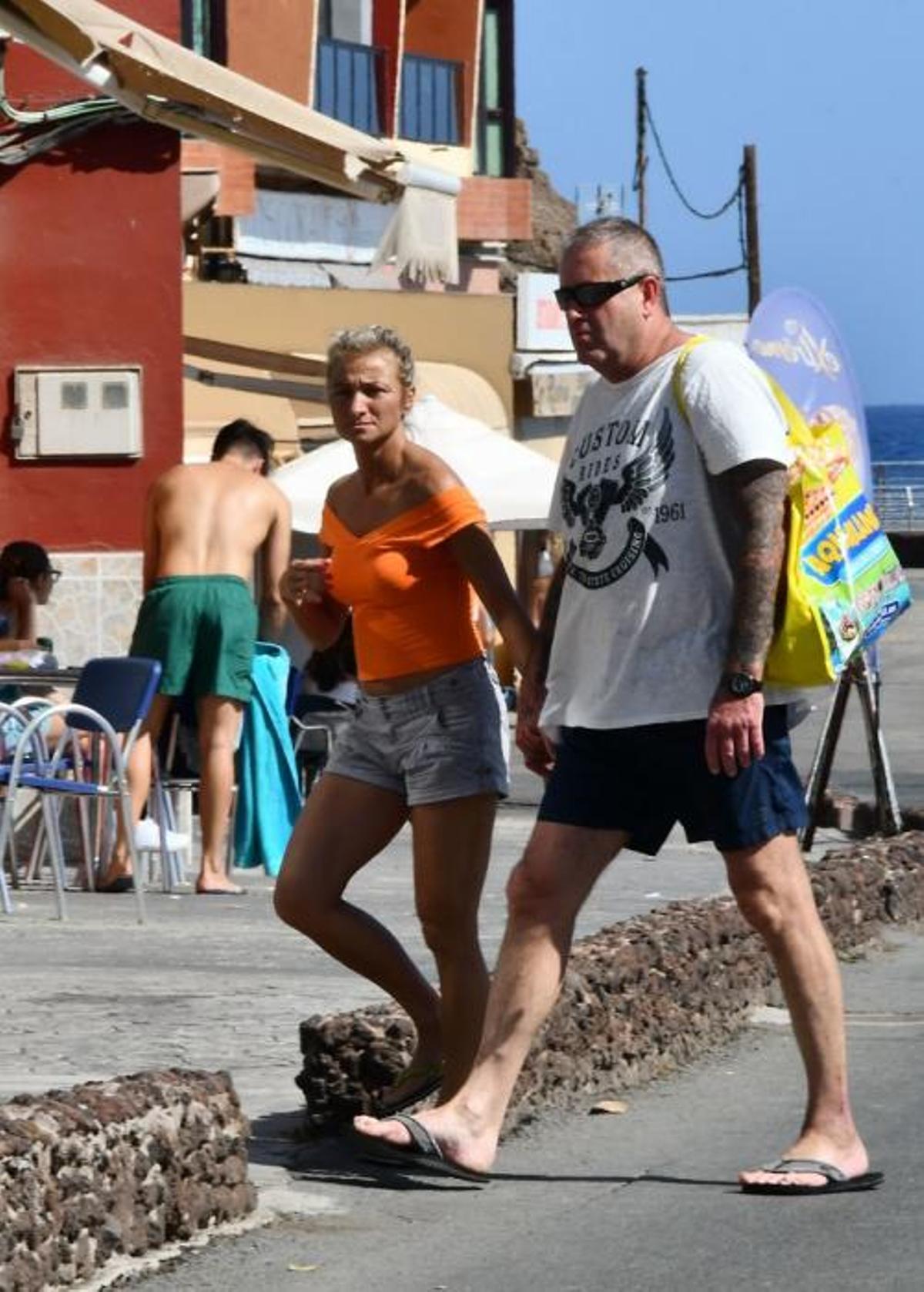 30/10/2019 TELDE.   Calor en Octubre en la playa de Melenara.   Fotógrafa: YAIZA SOCORRO.  | 30/10/2019 | Fotógrafo: Yaiza Socorro