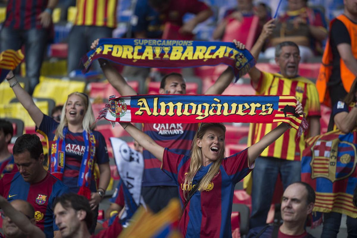 Seguidors del Barça a les graderies de l’Estadi Olímpic de Berlín.